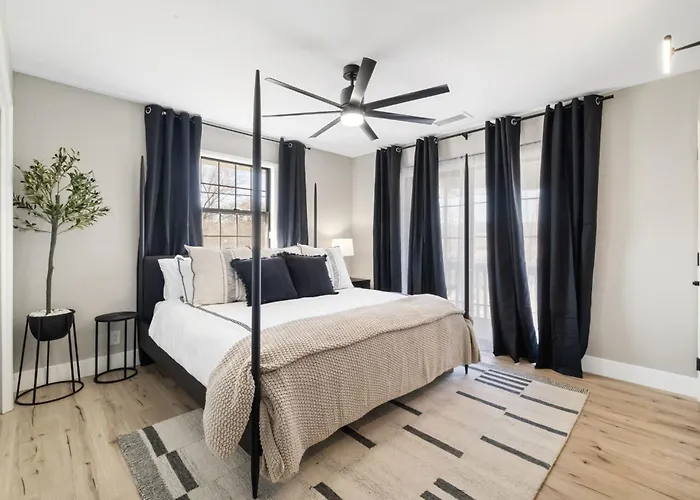 Craftsmen Gem 2-br House Walk Whiskey Rowsleep 6 Prescott